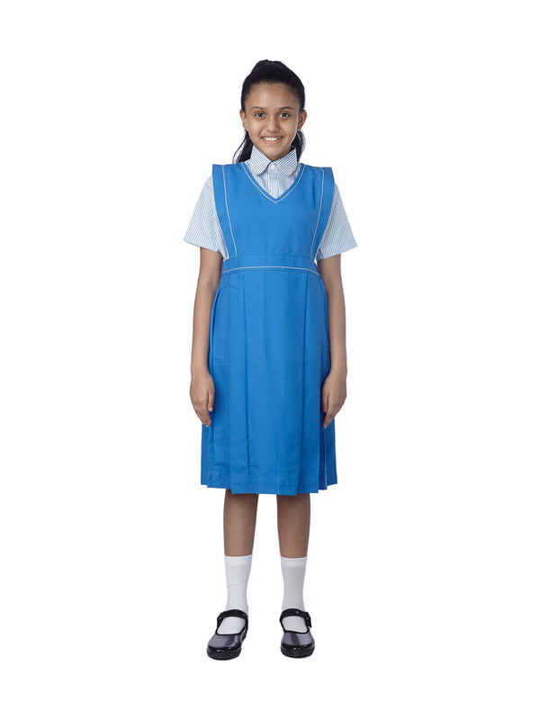 R.N. Shah Secondary Girls Uniform